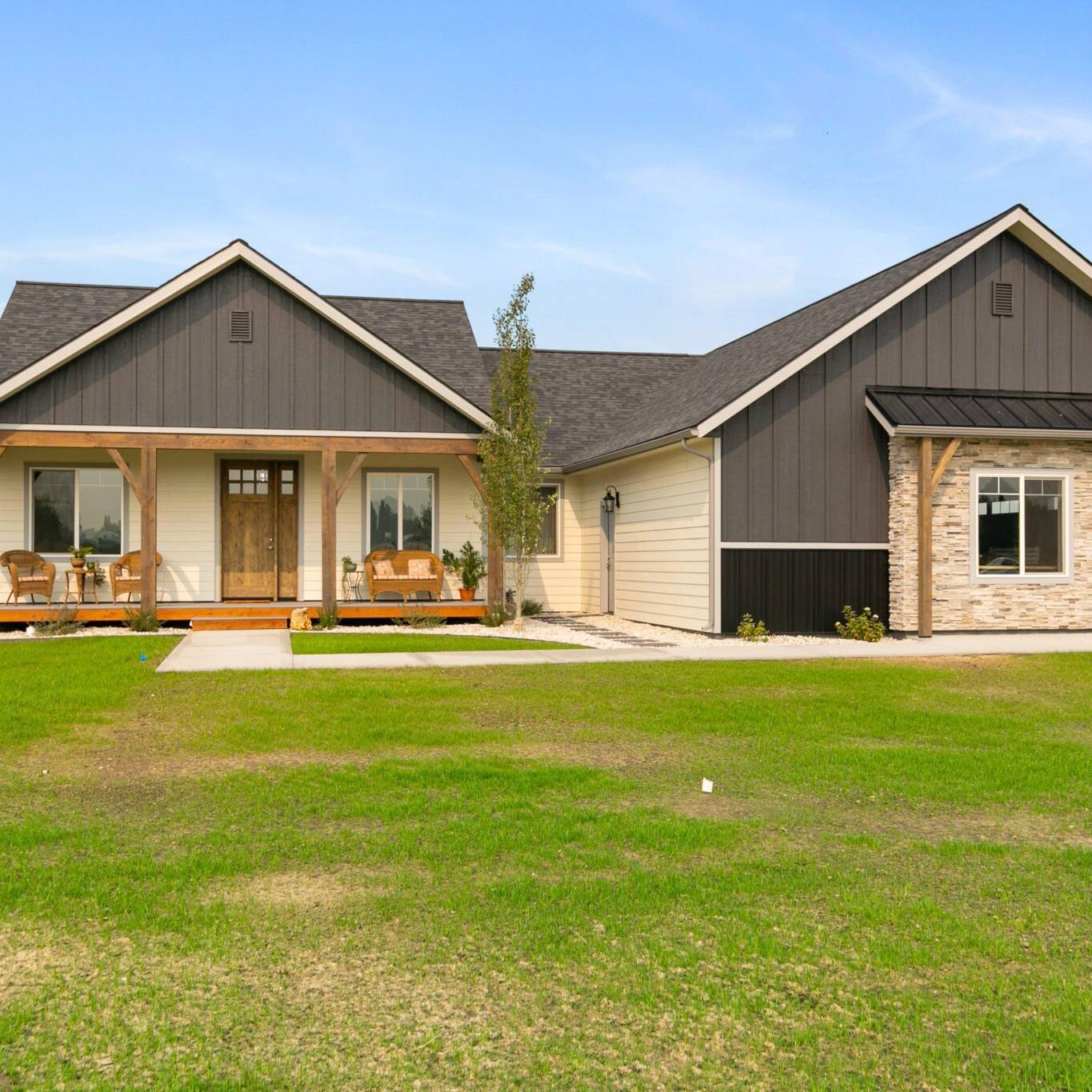 Front exterior of The Seeley model home - Built by Big Sky Builder in Hamilton, MT